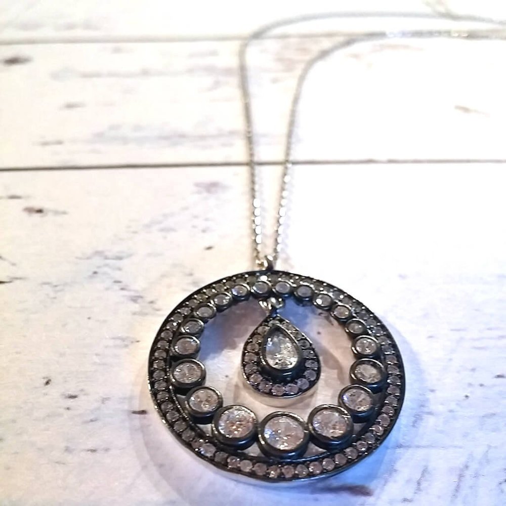 PEAR CUT CUBIC ZIRCONIA CIRCLE PENDANT NECKLACE